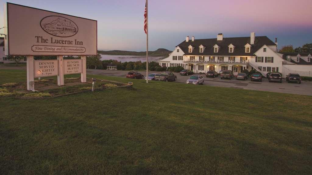 The Lucerne Inn Dedham Buitenkant foto