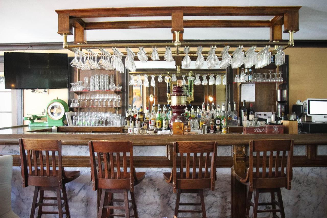 The Lucerne Inn Dedham Buitenkant foto