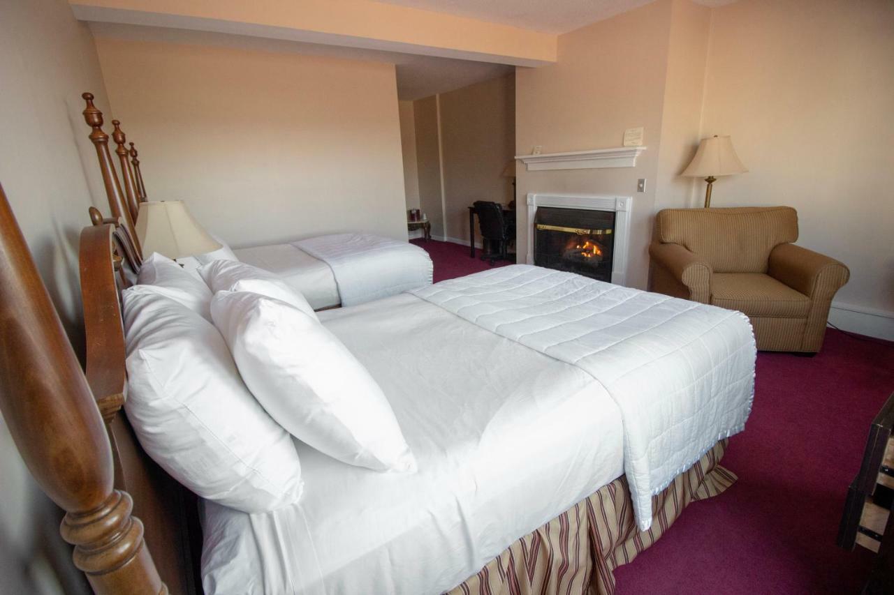 The Lucerne Inn Dedham Buitenkant foto
