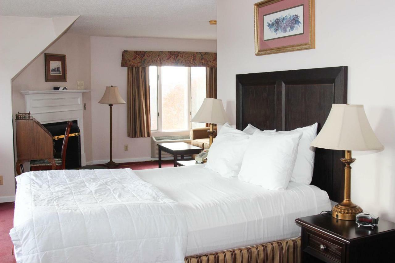 The Lucerne Inn Dedham Buitenkant foto